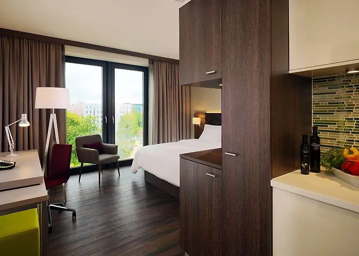 Western Airport Frankfurt * フランクフルト